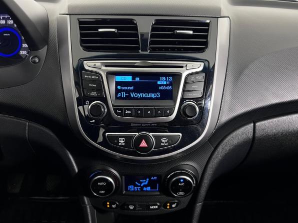 Hyundai Solaris I Рестайлинг с пробегом 2014 года, цена 897 000 рублей, 186003 км, седан, Автокод Объявления