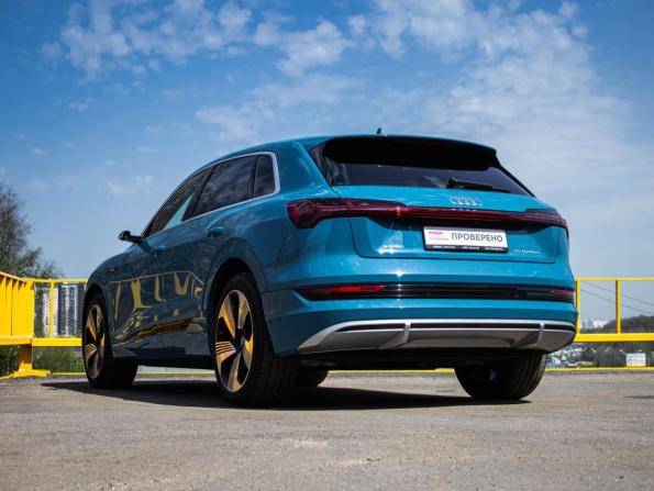 Audi e-tron I с пробегом 2020 года, цена 4 300 000 рублей, 98210 км, внедорожник, Автокод Объявления