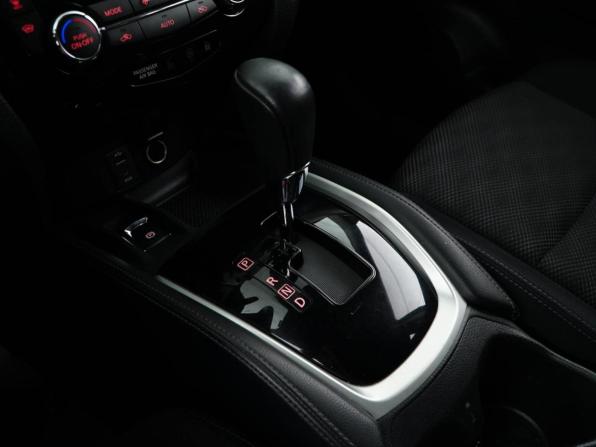 Nissan Qashqai II с пробегом 2017 года, цена 1 785 055 рублей, 141960 км, внедорожник, Автокод Объявления