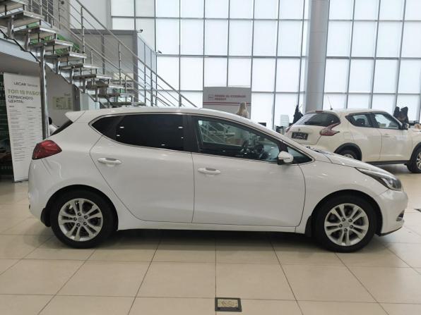 Kia Ceed II с пробегом 2014 года, цена 1 190 000 рублей, 157992 км, хэтчбек, Автокод Объявления