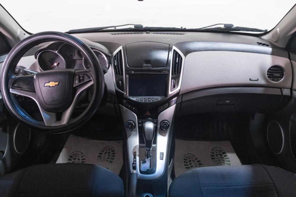 Chevrolet Cruze I Рестайлинг Томск  - изображение 9