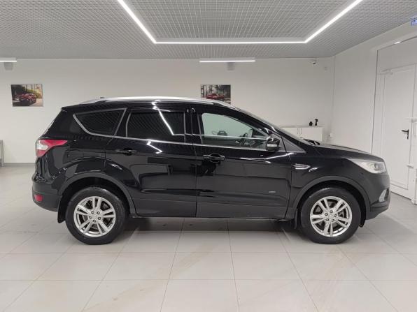 Ford Kuga II Рестайлинг с пробегом 2018 года, цена 1 907 000 рублей, 65800 км, внедорожник, Автокод Объявления