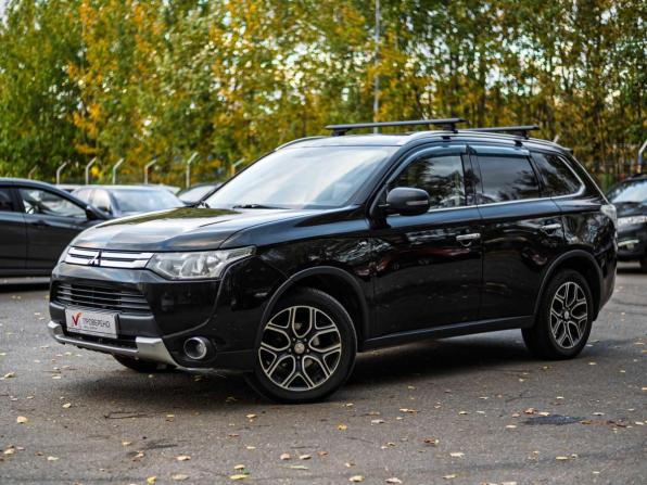 Mitsubishi Outlander III Рестайлинг с пробегом 2014 года, цена 1 599 000 рублей, 196848 км, внедорожник, Автокод Объявления