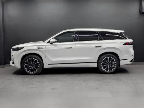 Jaecoo J8 с пробегом 2024 года, цена 3 290 000 рублей, 11054 км, внедорожник, Автокод Объявления