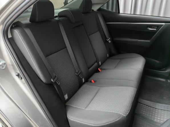 Toyota Corolla XI (E160 E170 E180) с пробегом 2015 года, цена 1 245 000 рублей, 150878 км, седан, Автокод Объявления