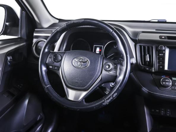 Toyota RAV4 IV (XA40) Рестайлинг с пробегом 2017 года, цена 2 390 000 рублей, 86646 км, внедорожник, Автокод Объявления