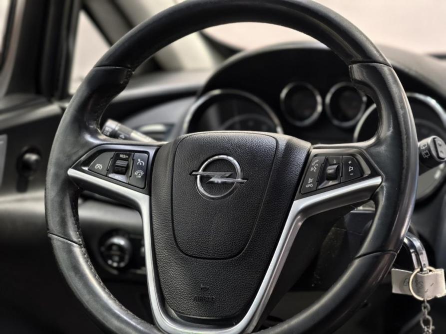 Opel Astra J Рестайлинг Курск  - изображение 10