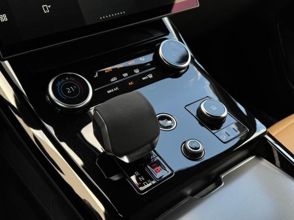 Land Rover Range Rover Sport III с пробегом 2022 года, цена 14 990 000 рублей, 28219 км, внедорожник, Автокод Объявления
