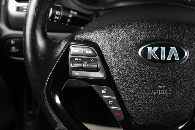 Kia Cerato III Рестайлинг (Classic) с пробегом 2017 года, цена 1 429 000 рублей, 176400 км, седан, Автокод Объявления