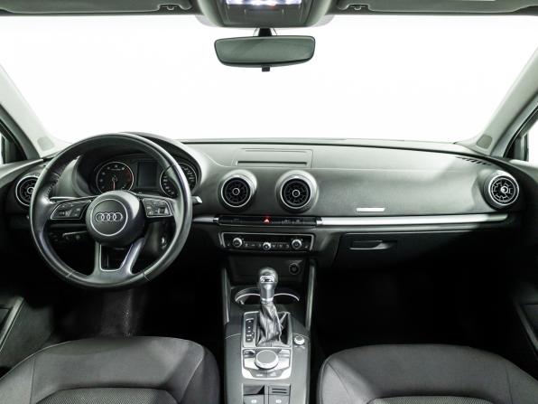 Audi A3 III (8V) Рестайлинг с пробегом 2018 года, цена 1 999 700 рублей, 102762 км, седан, Автокод Объявления