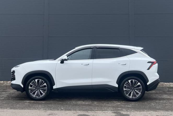 JETOUR DASHING I с пробегом 2023 года, цена 1 900 000 рублей, 25638 км, внедорожник, Автокод Объявления