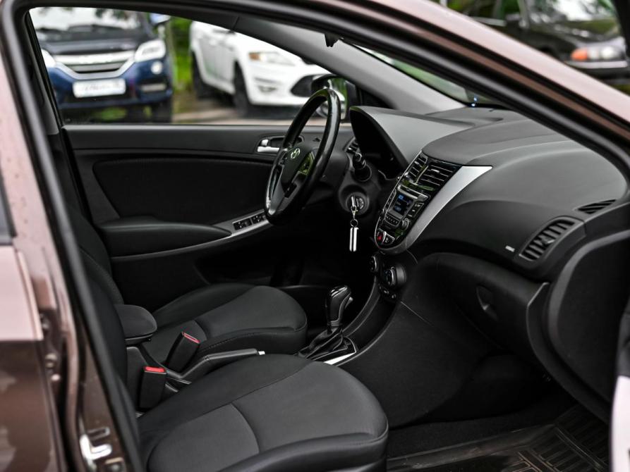 Hyundai Solaris I Рестайлинг Санкт-Петербург  - изображение 12