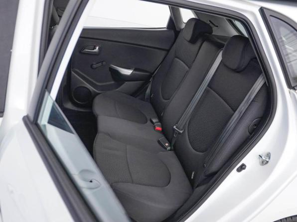 Kia Rio III с пробегом 2014 года, цена 999 999 рублей, 121149 км, хэтчбек, Автокод Объявления