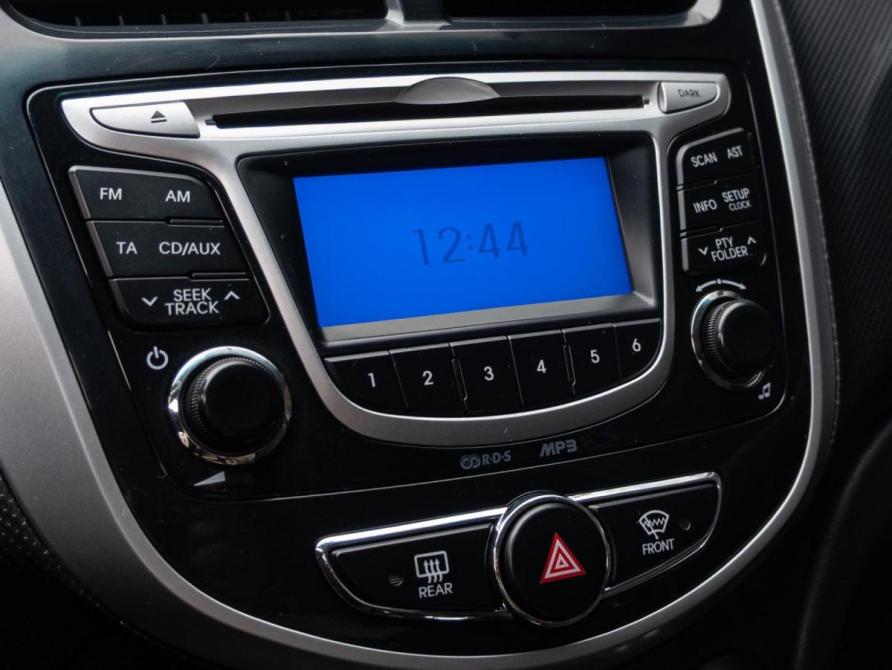Hyundai Solaris I Краснодар  - изображение 12