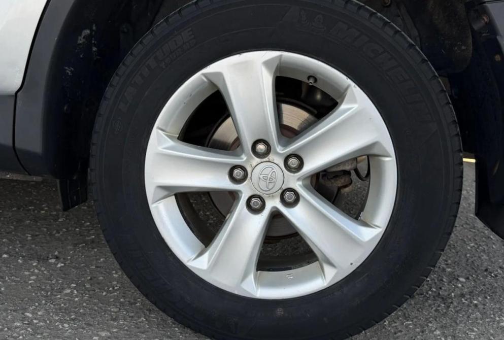 Toyota RAV4 IV (XA40) Киров  - изображение 33