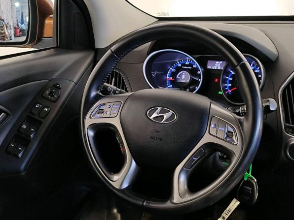 Hyundai ix35 I Рестайлинг с пробегом 2014 года, цена 1 429 000 рублей, 126755 км, внедорожник, Автокод Объявления