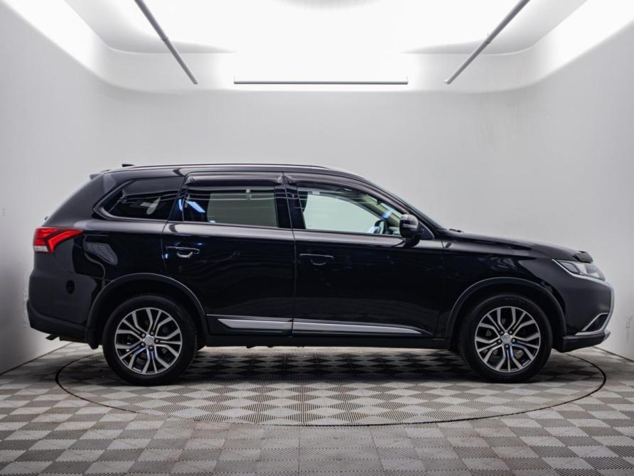 Mitsubishi Outlander III Рестайлинг 2 Москва  - изображение 4