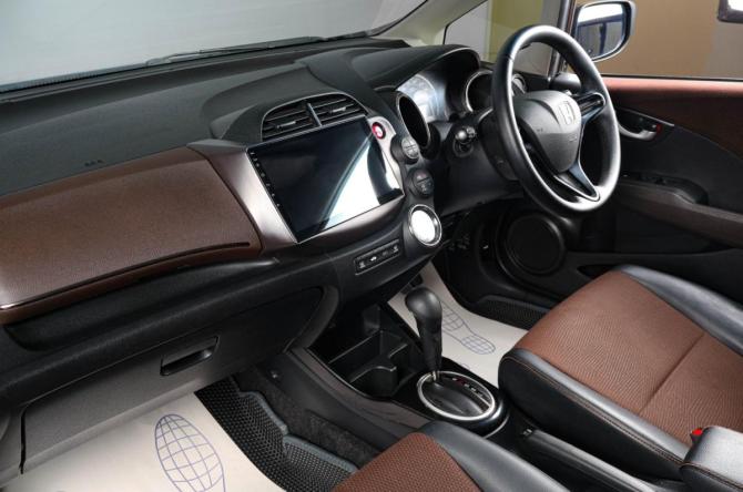 Honda Fit Shuttle I с пробегом 2012 года, цена 1 099 000 рублей, 173500 км, универсал, Автокод Объявления