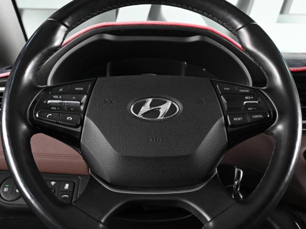 Hyundai Grand Starex I Рестайлинг 2 с пробегом 2018 года, цена 4 439 000 рублей, 108191 км, минивэн, Автокод Объявления