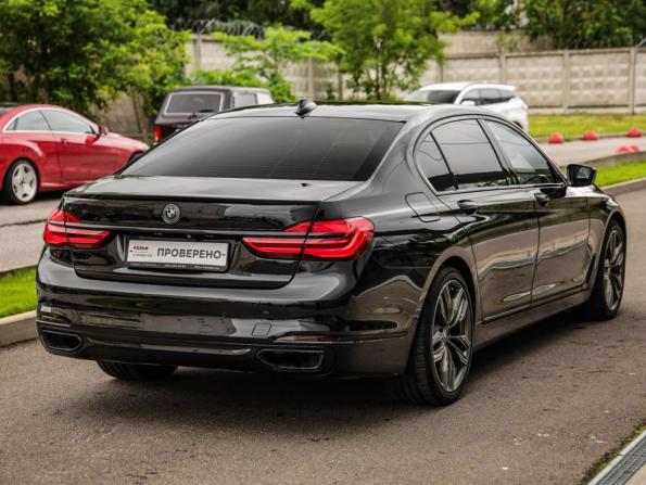 BMW 7 серии VI (G11/G12) с пробегом 2018 года, цена 2 699 000 рублей, 223313 км, седан, Автокод Объявления