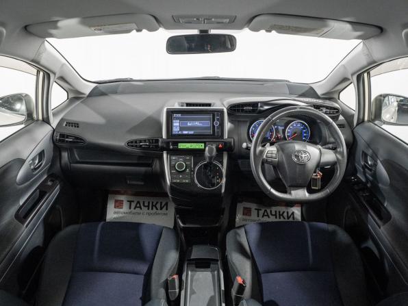 Toyota Wish II Рестайлинг с пробегом 2014 года, цена 1 370 000 рублей, 109900 км, минивэн, Автокод Объявления
