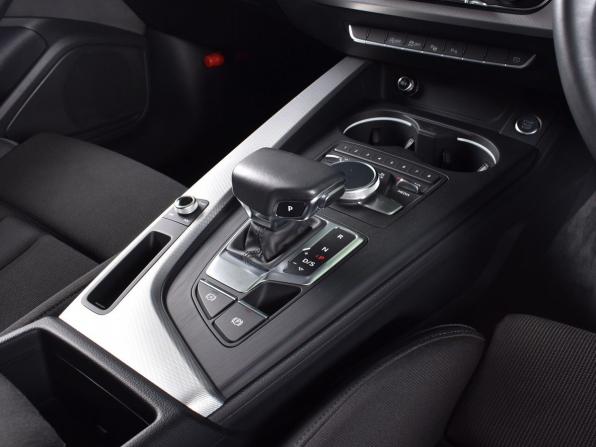 Audi A4 V (B9) с пробегом 2019 года, цена 2 349 995 рублей, 42582 км, седан, Автокод Объявления