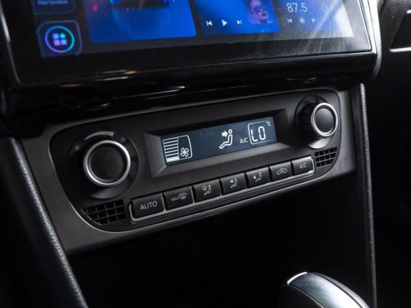 Volkswagen Polo V Рестайлинг с пробегом 2020 года, цена 1 338 500 рублей, 121052 км, седан, Автокод Объявления