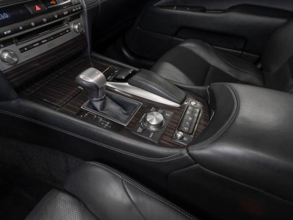 Lexus LS IV Рестайлинг 2 с пробегом 2014 года, цена 2 350 000 рублей, 319436 км, седан, Автокод Объявления