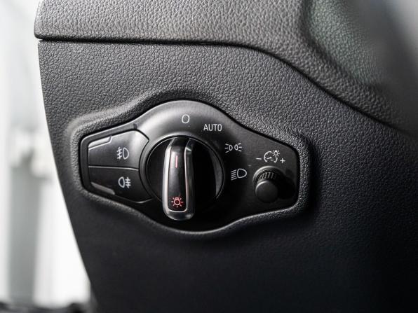 Audi Q5 I (8R) Рестайлинг с пробегом 2013 года, цена 1 900 000 рублей, 154128 км, внедорожник, Автокод Объявления