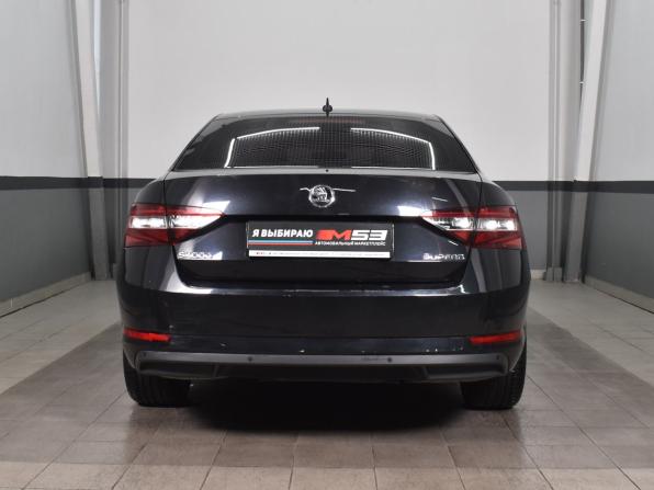 Skoda Superb III с пробегом 2017 года, цена 1 949 995 рублей, 159707 км, лифтбек, Автокод Объявления