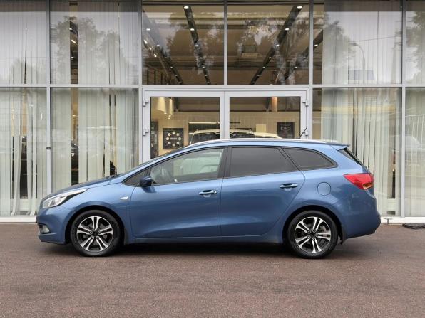 Kia Ceed II с пробегом 2012 года, цена 1 050 000 рублей, 241889 км, универсал, Автокод Объявления