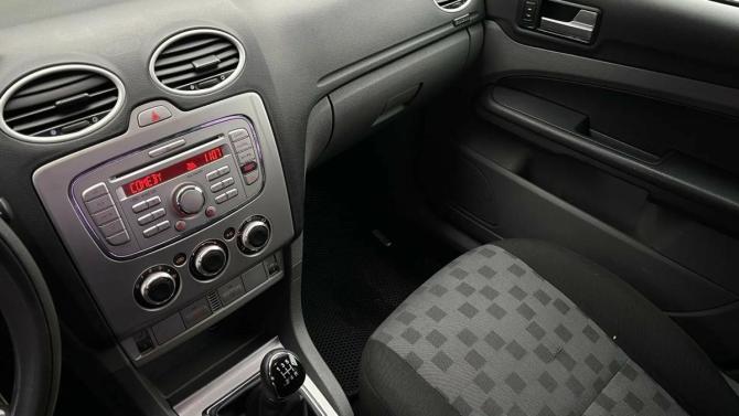 Ford Focus II Рестайлинг с пробегом 2008 года, цена 499 000 рублей, 209333 км, седан, Автокод Объявления