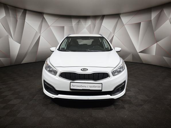 Kia Ceed II Рестайлинг с пробегом 2017 года, цена 1 115 000 рублей, 249284 км, универсал, Автокод Объявления