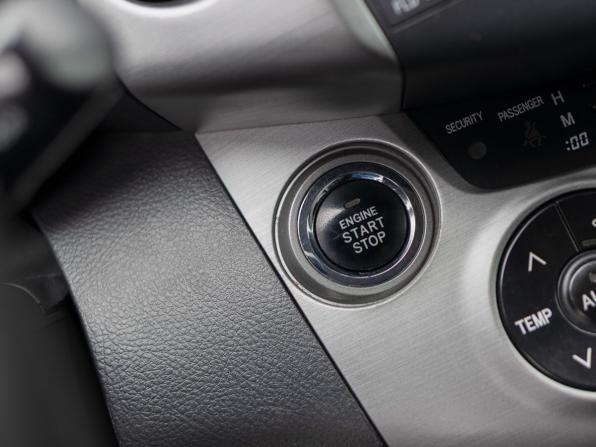 Toyota RAV4 III (XA30) с пробегом 2008 года, цена 1 250 000 рублей, 202163 км, внедорожник, Автокод Объявления