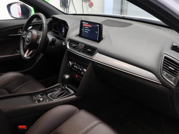 Mazda CX-4 I Рестайлинг с пробегом 2023 года, цена 2 945 000 рублей, 32141 км, внедорожник, Автокод Объявления