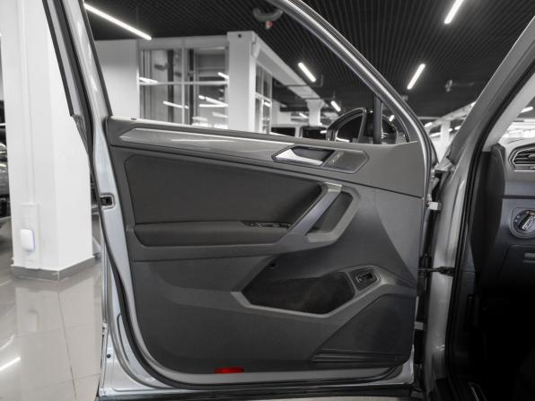 Volkswagen Tiguan II с пробегом 2019 года, цена 2 540 000 рублей, 98500 км, внедорожник, Автокод Объявления