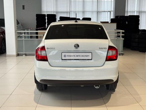 Skoda Rapid I с пробегом 2017 года, цена 699 000 рублей, 248889 км, лифтбек, Автокод Объявления