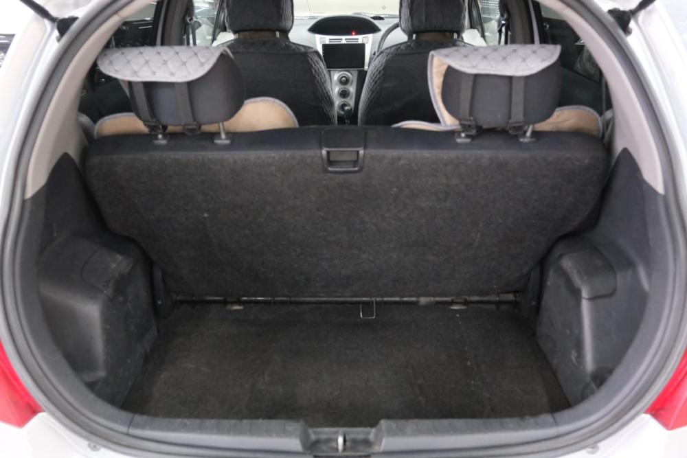 Toyota Vitz II (XP90) Омск  - изображение 21