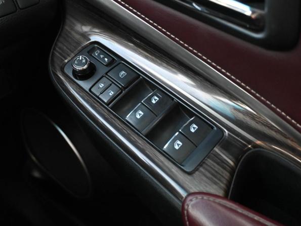 Toyota Harrier III (XU60) с пробегом 2014 года, цена 2 279 000 рублей, 110191 км, внедорожник, Автокод Объявления