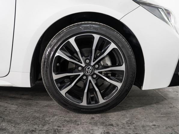 Toyota Levin XII (E210) с пробегом 2020 года, цена 1 858 000 рублей, 36374 км, седан, Автокод Объявления
