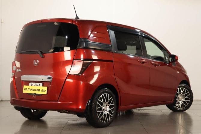 Honda Freed I с пробегом 2011 года, цена 1 229 000 рублей, 242000 км, компактвэн, Автокод Объявления