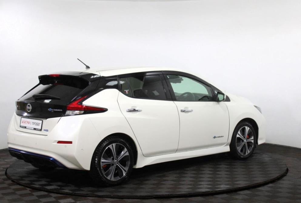 Nissan Leaf II (ZE1) Нижний Новгород  - изображение 6
