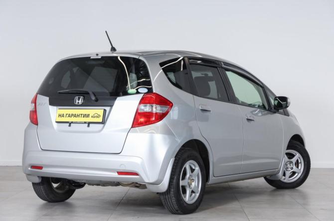 Honda Fit II с пробегом 2012 года, цена 849 000 рублей, 79000 км, хэтчбек, Автокод Объявления