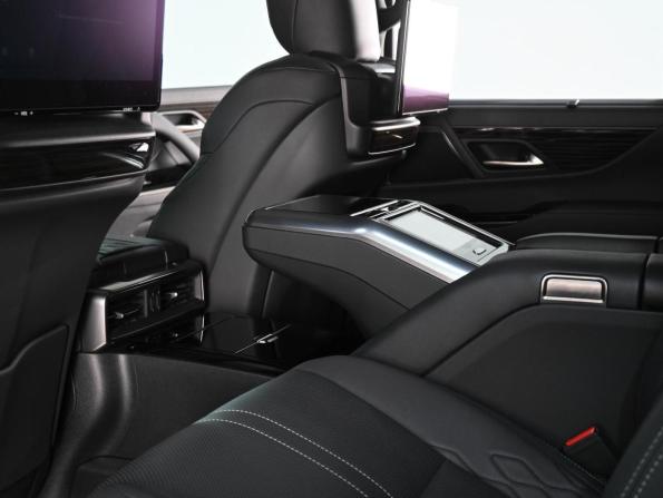 Lexus LX IV с пробегом 2022 года, цена 16 999 000 рублей, 3971 км, внедорожник, Автокод Объявления