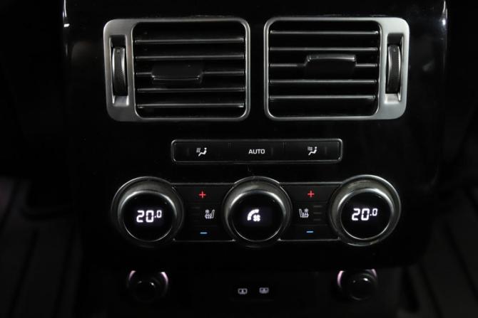Land Rover Range Rover IV с пробегом 2015 года, цена 4 599 000 рублей, 90229 км, внедорожник, Автокод Объявления