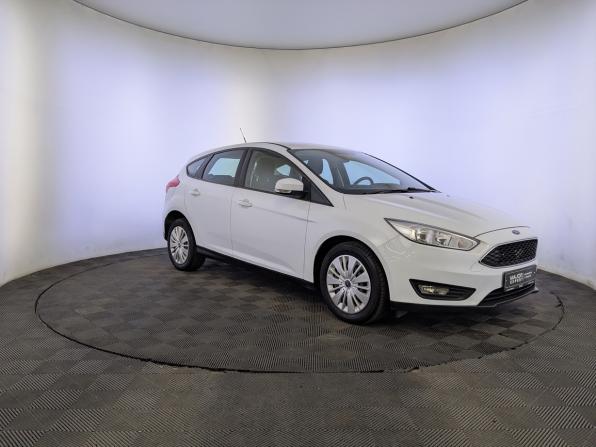 Ford Focus III Рестайлинг с пробегом 2018 года, цена 1 250 000 рублей, 44505 км, хэтчбек, Автокод Объявления