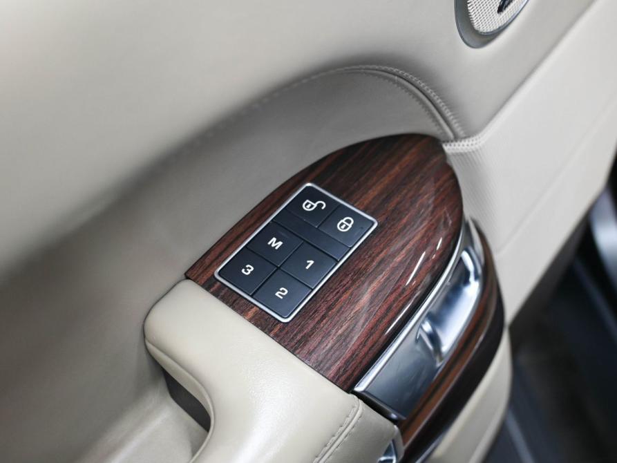 Land Rover Range Rover IV Ростов-на-Дону  - изображение 25