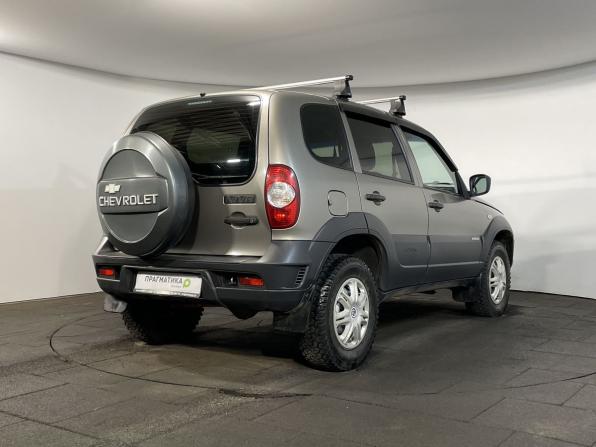 Chevrolet Niva I Рестайлинг с пробегом 2018 года, цена 719 900 рублей, 150000 км, внедорожник, Автокод Объявления