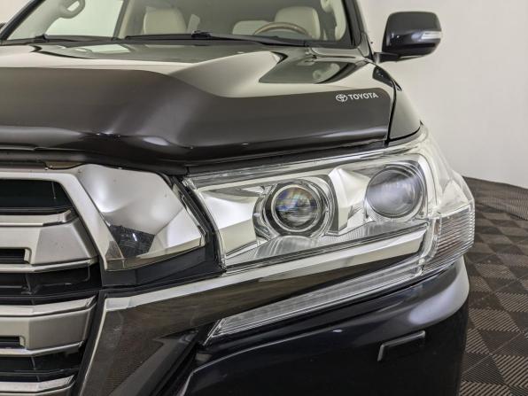 Toyota Land Cruiser 200 Series Рестайлинг 2 с пробегом 2015 года, цена 5 145 000 рублей, 152605 км, внедорожник, Автокод Объявления