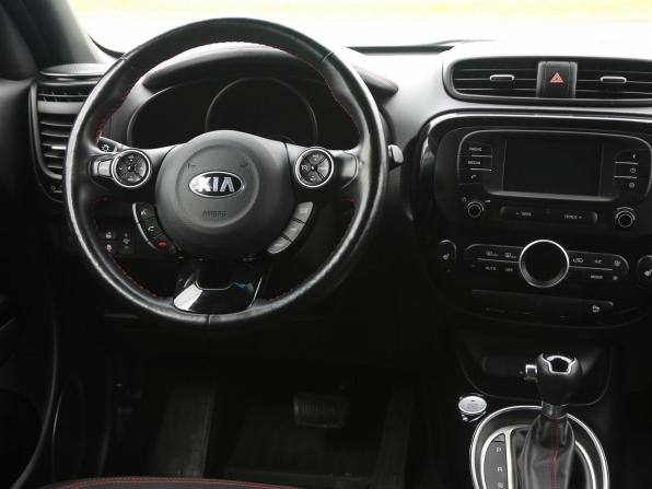 Kia Soul II Рестайлинг с пробегом 2018 года, цена 1 791 000 рублей, 73000 км, хэтчбек, Автокод Объявления